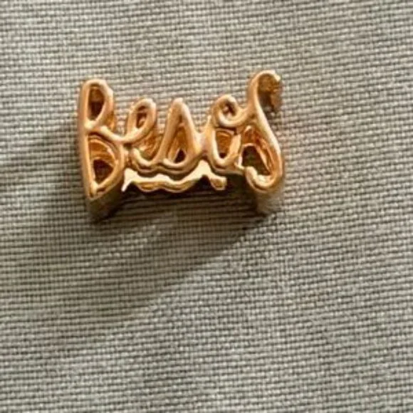 Authentic Besos Script Charm - Picture 3 of 5